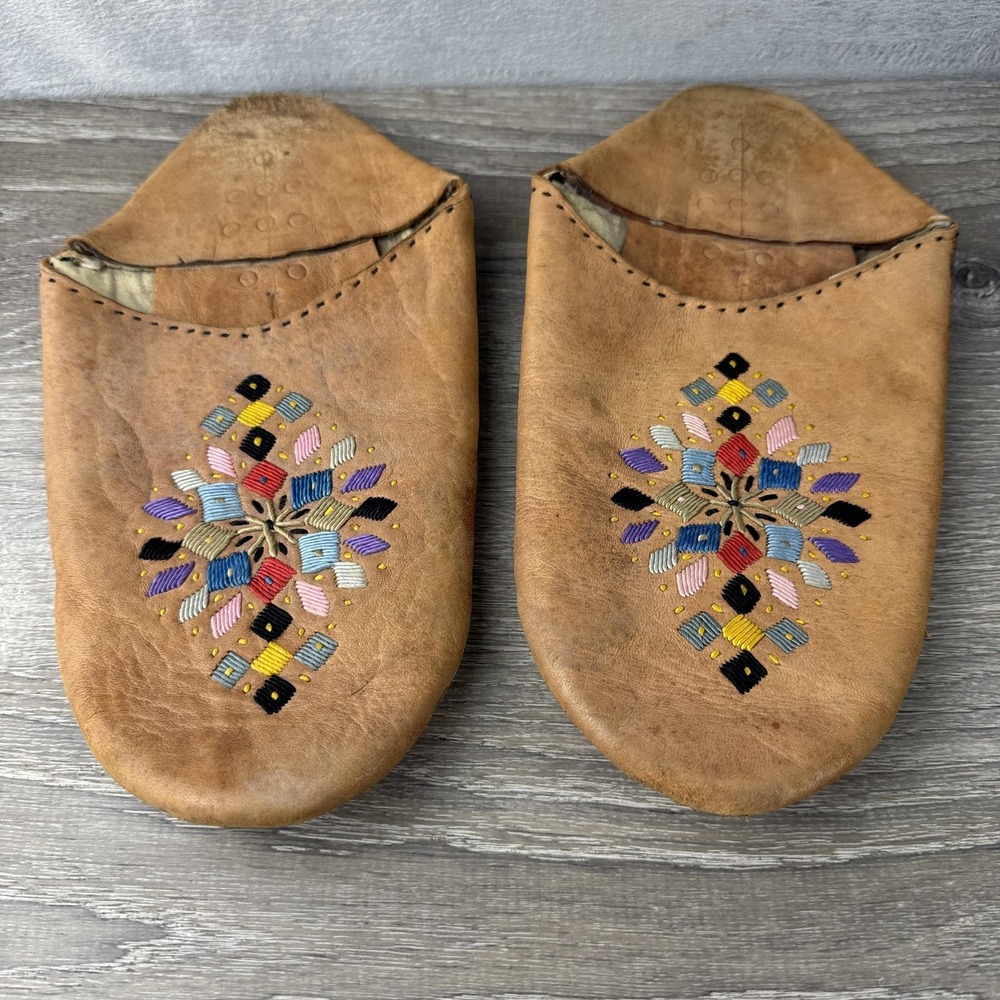 Vintage Handcrafted Embroidered Leather Moroccan Babouche Slippers Mules 10"
